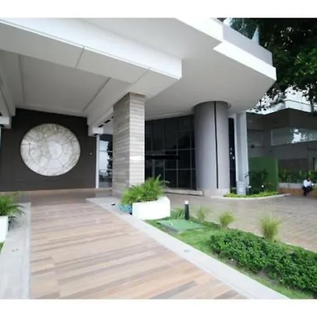 Murano Elite Luxury Oceanfront Bocagrande. Apartamento *