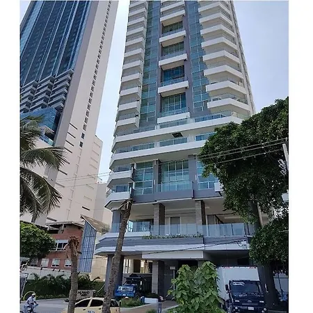 Murano Elite Luxury Oceanfront Bocagrande. Apartamento *
